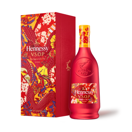 HENNESSY V.S.O.P 2025 CNY 70CL (STAFF)